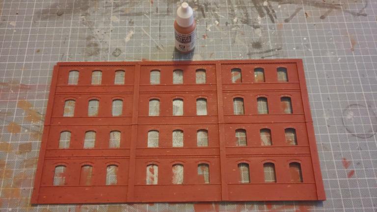 To add some contrast, I chose a brighter colour as well: Orange Brown